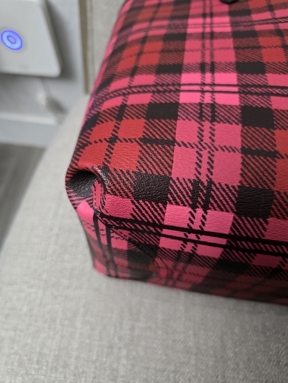 EUC Coach Reversible City Tote Bag – Burgundy & Pink Plaid - Picture 5 of 16